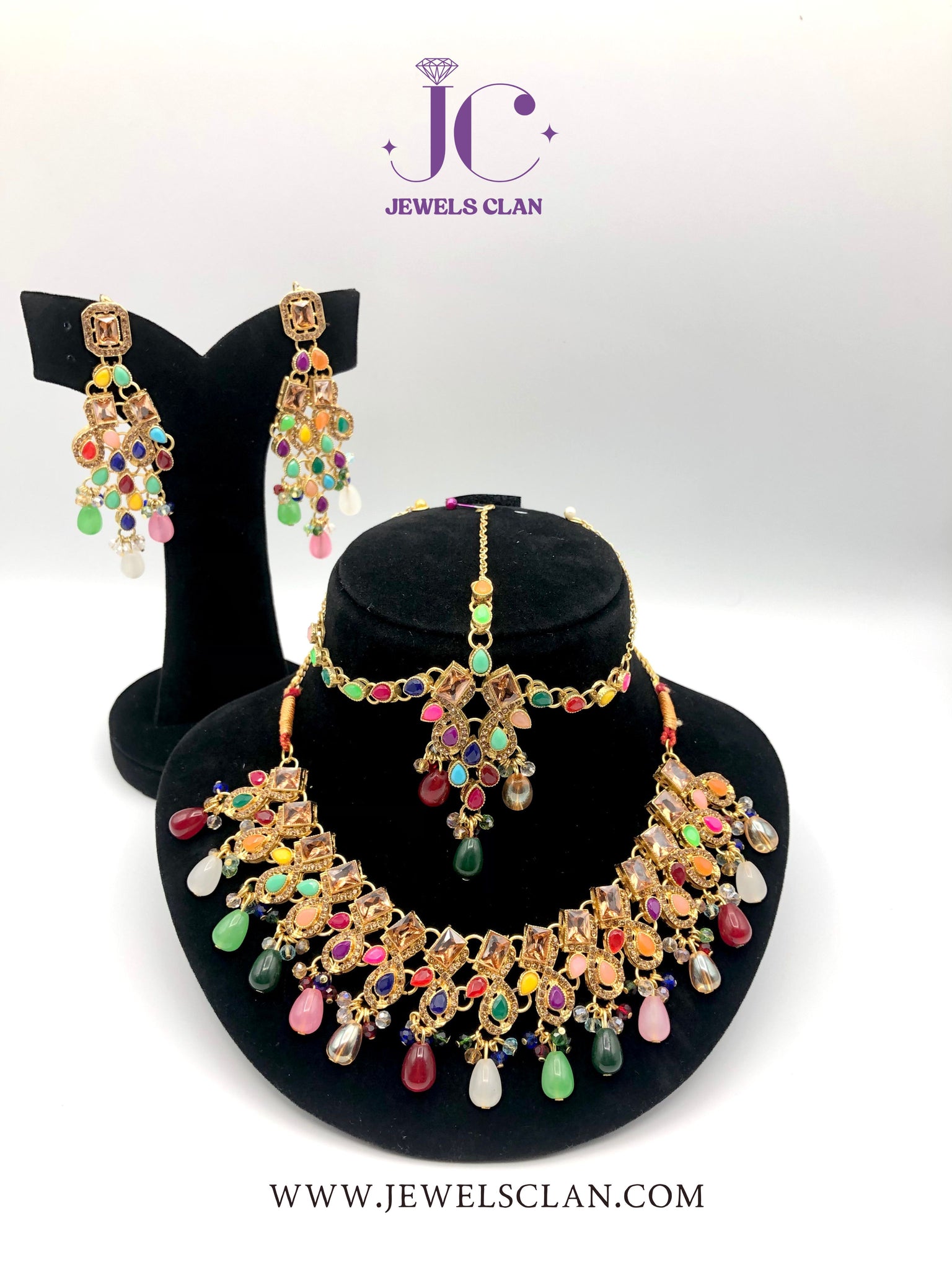 Majestic Multi Color Necklace